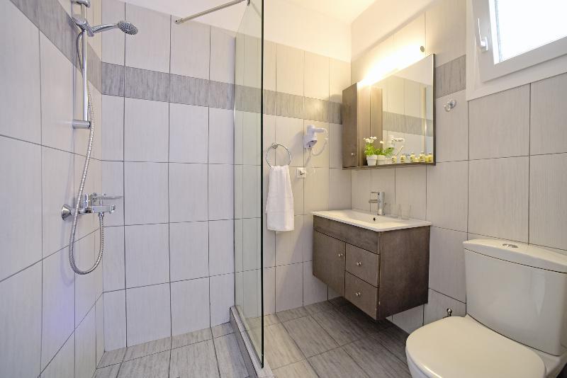 Palapart Gikas Suites And Studios Γουβιά Εξωτερικό φωτογραφία